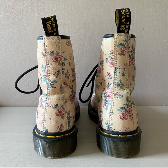 Dr. Martens 1460 Vintage Cream Rose Floral Boots - Picture 7 of 8